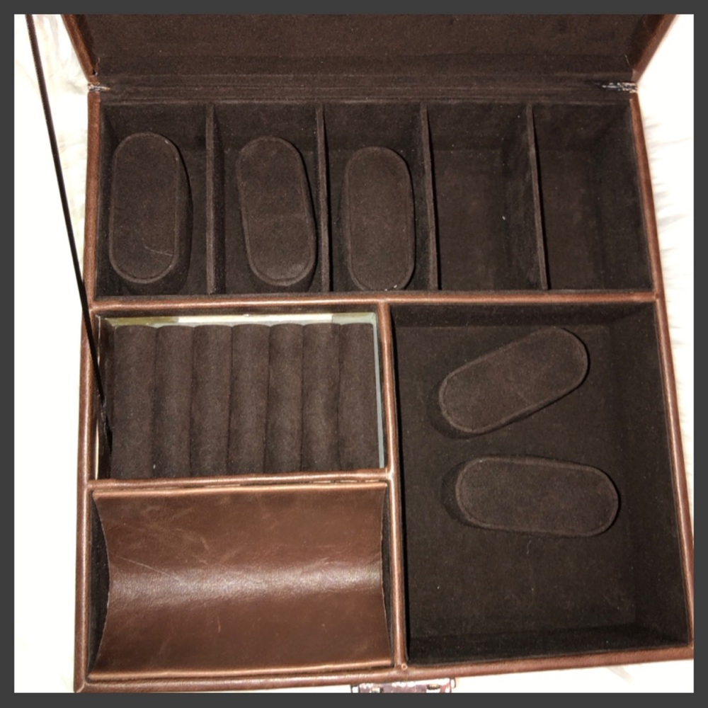 Brown Faux Leather Jewelry Box - Picture 8 of 8